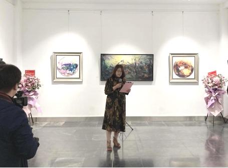 人花对酌：复调的乐章——李采新华油画艺术展在彭城开幕