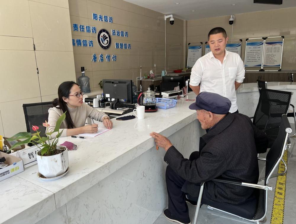 江苏省新沂市法律援助中心用真情化解一起老人赡养纠纷