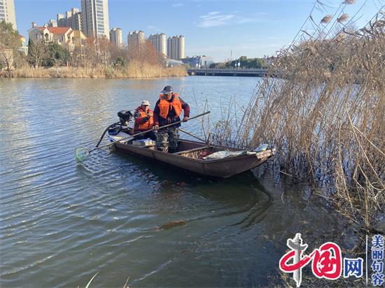 句容城管局开展“美丽中国，我是行动者”河道清洁志愿服务活动