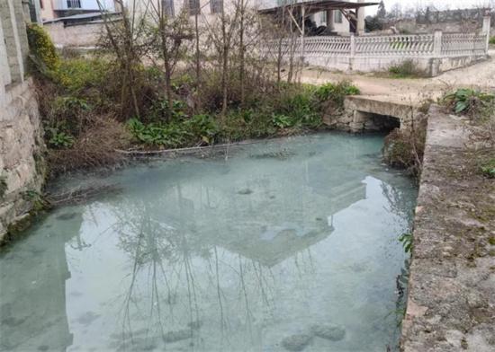 贵州安顺夏云工业园区违法问题突出 环境污染严重
