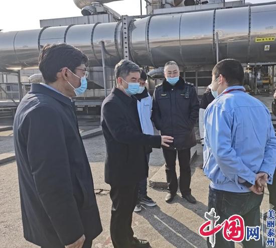 泰州市生态环境局党组书记、局长刘晓蕾带队检查春节期间大气污染防治工作
