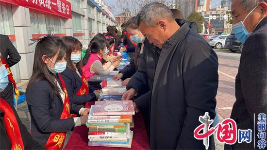 “学雷锋树新风 志愿服务暖人心”——句容市图书馆巾帼文明志愿服务队在行动