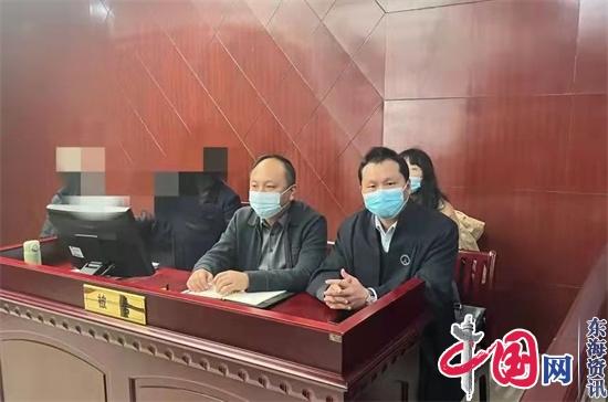 兴化市政府副市长、公安局局长明冠出庭应诉