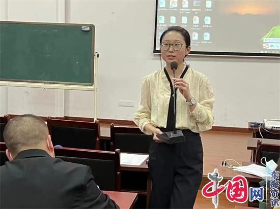 同课异构 互动评课——兴化市小学英语名师走进董北实小