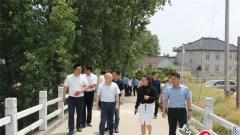 江苏省水利厅领导来兴化市新垛镇调研水环境治理工作