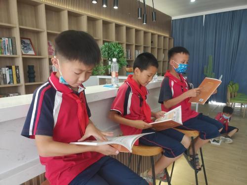 西姜寨乡“爱学习、爱阅读”暑期图书馆活动正式启动
