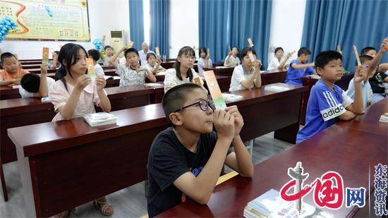 兴化市林湖乡：“扫黄打非”进校园 志愿服务护成长