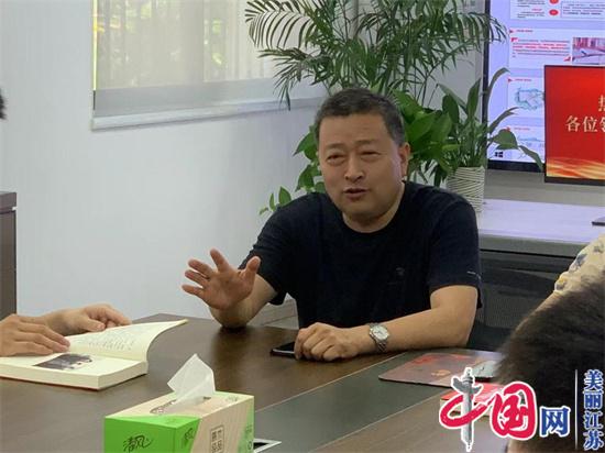 江苏如东双甸举办“‘七’待与您相阅 ‘夕’望你我同行”青年交友阅读沙龙活动