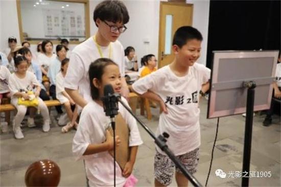 著名电影艺术家马军勤为中小学生影视艺术教育开启《光影之旅》