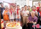 江苏宜兴：91岁老人徐汉棠八年里的“大爱”
