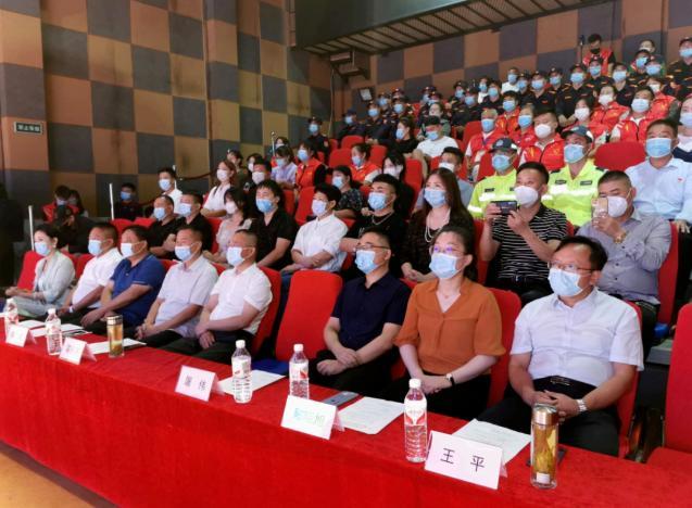 安徽省怀远县举办抗击疫情表彰大会