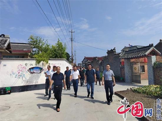 兴化市戴南镇：现场考察找差距 创新方法强整治