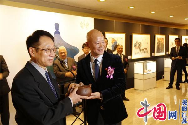 吕俊杰：紫砂为媒展示中国文化 志愿精神聚力薪火相传