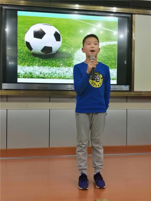 “魅力足球，演说梦想”——玉律学校开展足球演讲活动