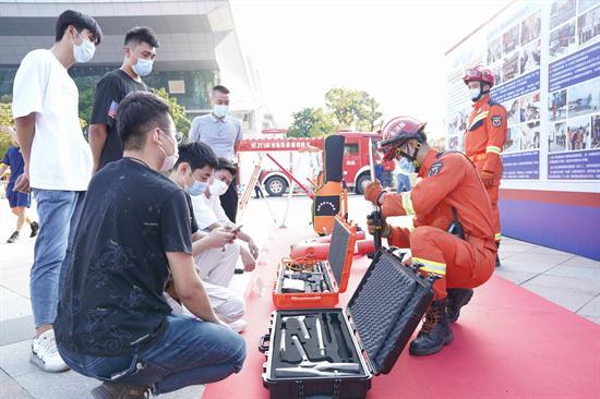 穿越火线、5秒结绳……东莞茶山镇2022年消防宣传月活动启动