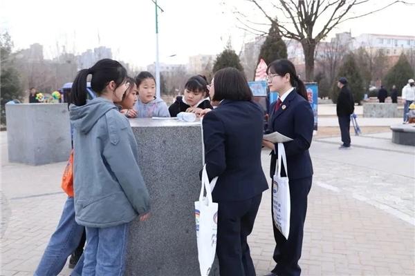 检爱同行 护苗成长——达拉特旗人民检察院关爱困境儿童系列活动