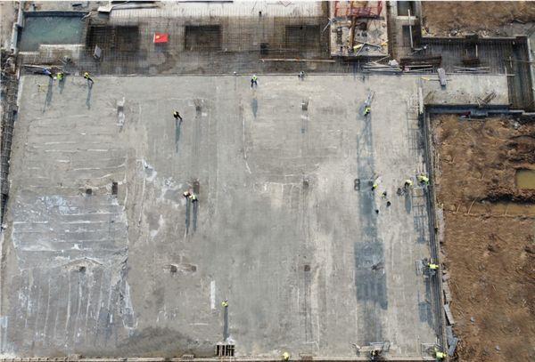 中国二十二冶集团华东公司金华静脉产业基地项目顺利完成地下室第一阶段底板浇