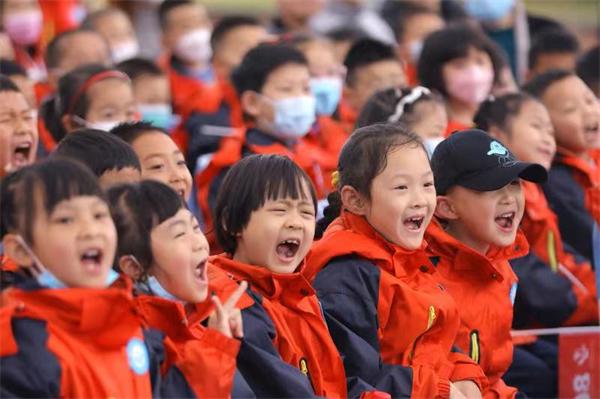 重庆滨江实验学校举行80周年教育教学成果展活动