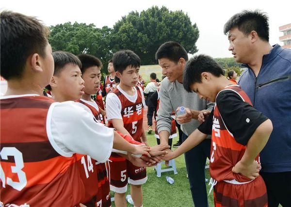 小学生篮球联赛圆满落幕 明新中心男女代表队双双夺冠