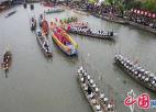 兴化市戴南镇：龙舟会船汇聚百舸争流 两万游客竞赏水乡风情