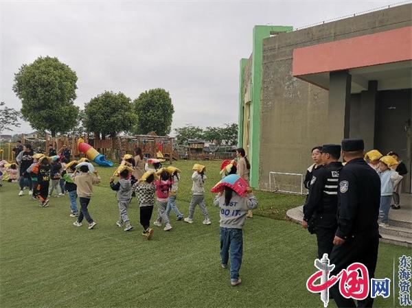 兴化市公安局：警校联合开展防震减灾应急演练