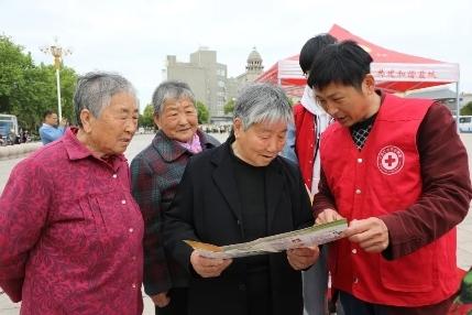 生命教育 救在身边——阜宁开展红十字博爱周系列活动