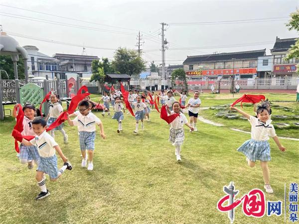 如皋市磨头镇场南幼儿园：土香浸润童年 探究多彩世界