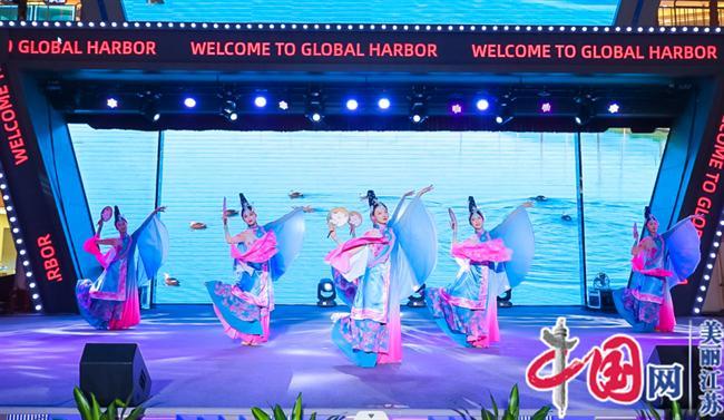 2023金坛·长荡湖籽虾节十周年活动在江南环球港开幕