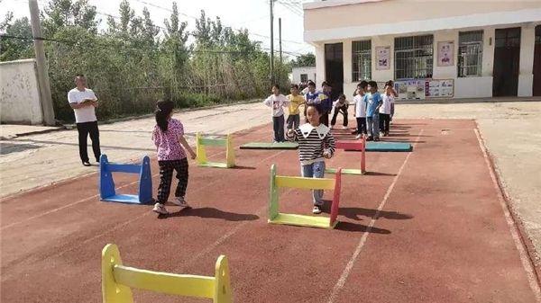 悦享童年 快乐成长——张湾小学“六一”趣味运动会活动