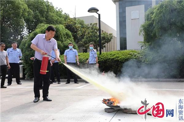 兴化法院开展消防安全演练活动