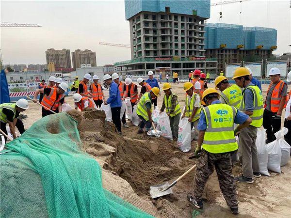 合力筑牢防洪堤坝——中国二冶城建分公司河北霸州国蕴城项目防洪抗汛全力以赴