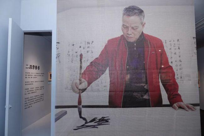 　“天行健——梁江‘学者书画’50年”在江门市美术馆开展