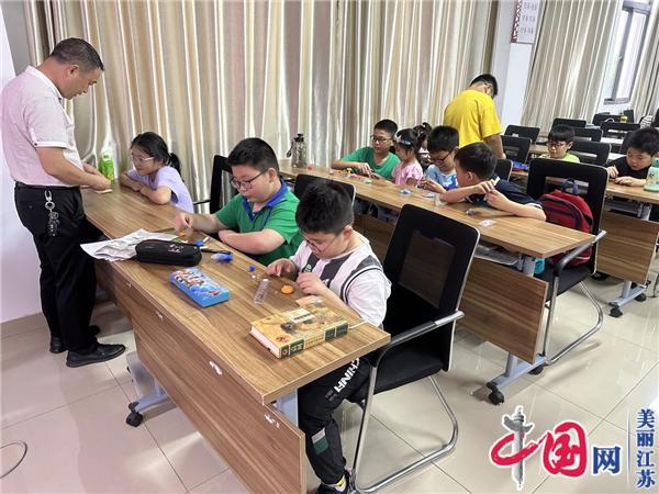 泰兴市黄桥镇：特色课堂让孩子心有所“暑”