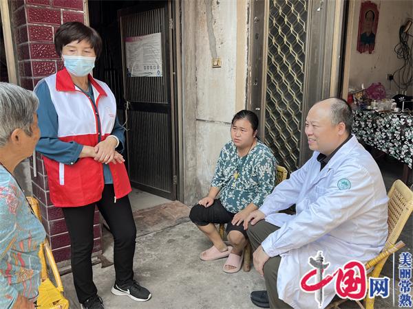 江苏常熟市小康村“九九重阳敬老情 银发先锋‘小康’行” 暨健康宣传月活动精彩纷呈