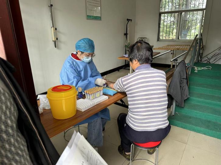 南京市江宁区横溪街道宁光村开展残疾人健康服务活动