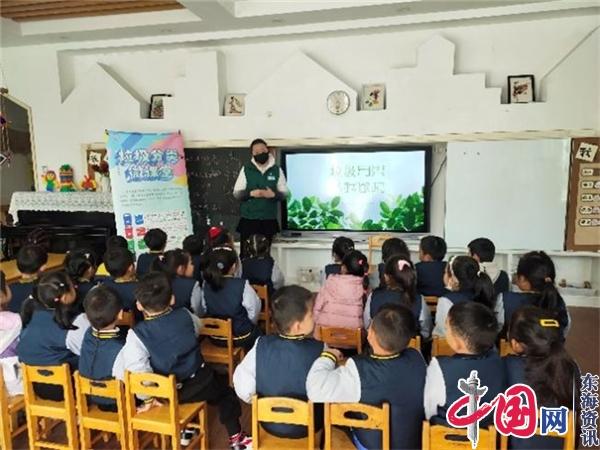 南京雨花台区城管局：垃圾分类进校园 童心协力助分类