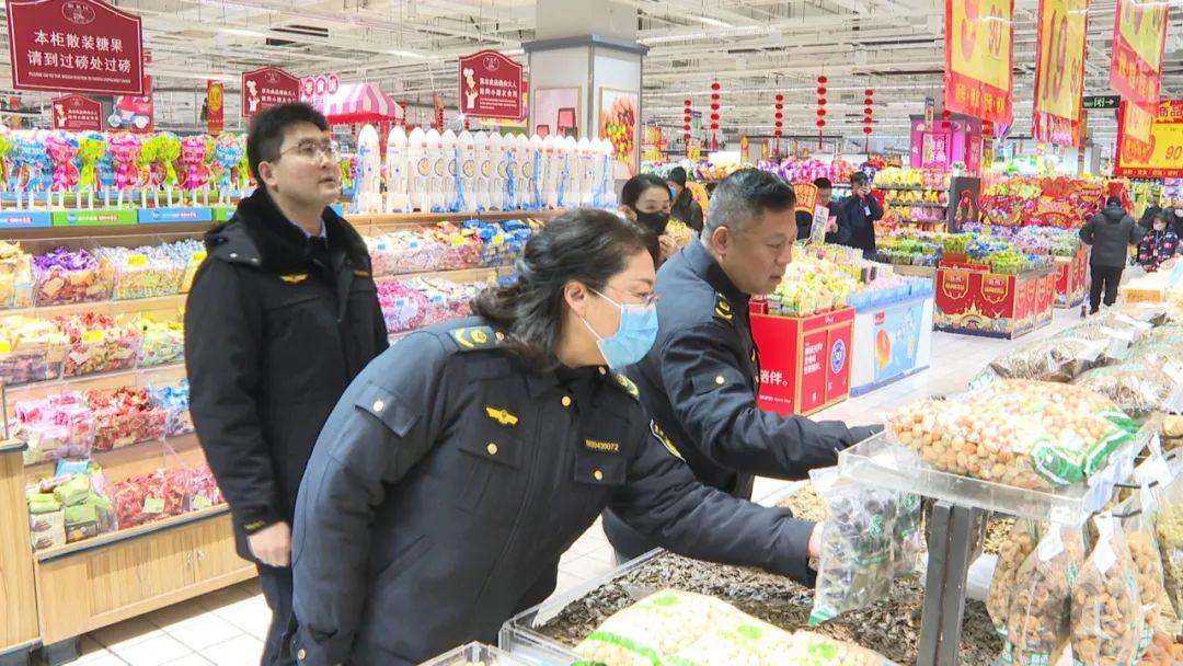 守护龙年新春！徐州市泉山区市场监管在岗在线 开展多领域精准执法