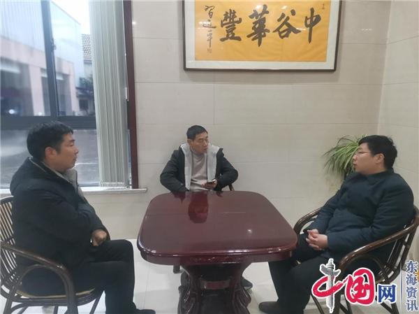 兴化市荻垛镇人大代表：迎新春 访企业