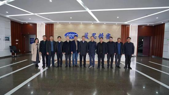 江苏电子信息职业学院与泰州医药高新区(高港区)签订全面战略合作协议