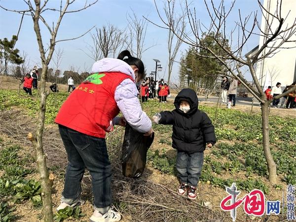 “植”此青绿 拥抱春天 洪泽实小开展“文明实践 我是行动者——植树节”主题活动