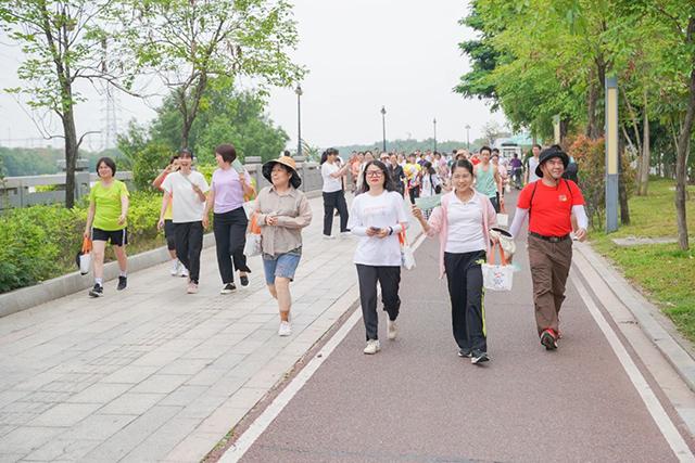 守护生态、向绿而行！东莞长安镇举行助力“百千万工程”健步行活动