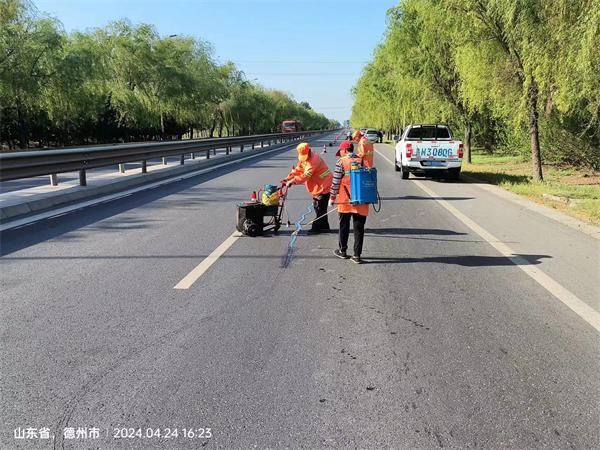 夏津公路分中心扎实做好“五一”节前公路保通保畅工作