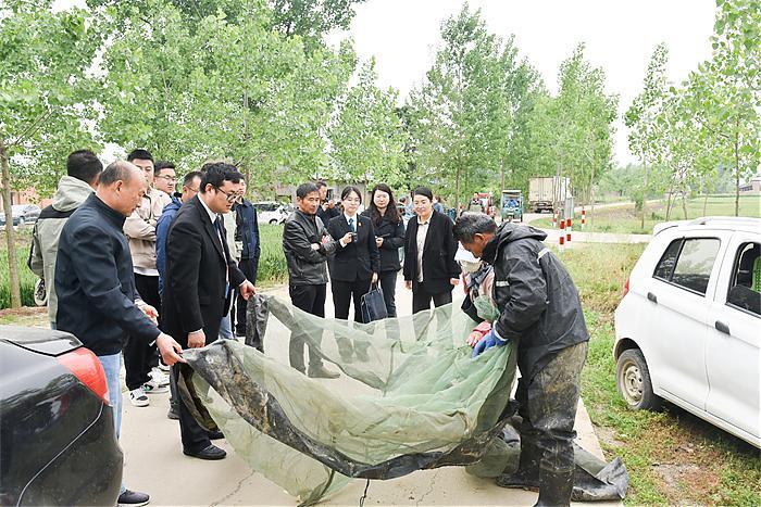 盱眙法院：直击执行现场 强制腾退鱼塘