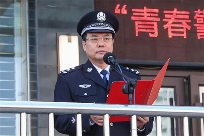 抚顺市公安局新抚公安分局举办“青春警色 活力校园”庆祝五四青年节警营开放活动