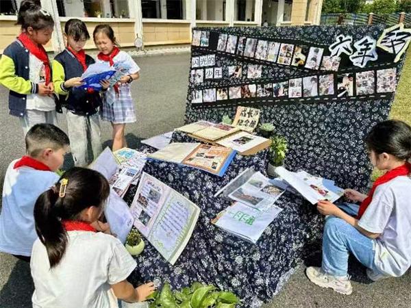 缤纷五一欢乐多 劳动实践促成长