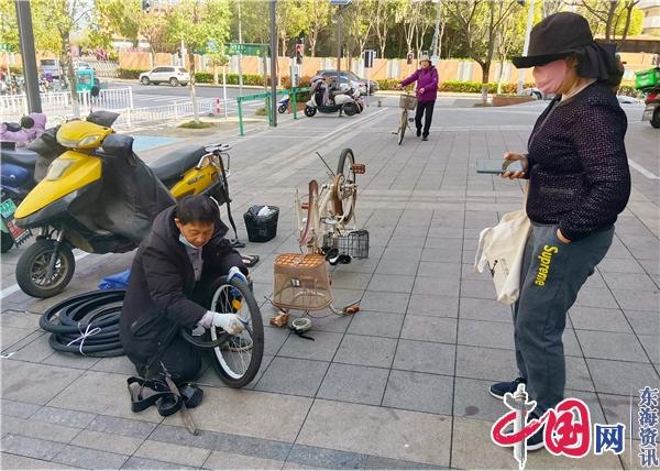 南京新月社区：“心悦街坊”便民服务站打造居民幸福圈