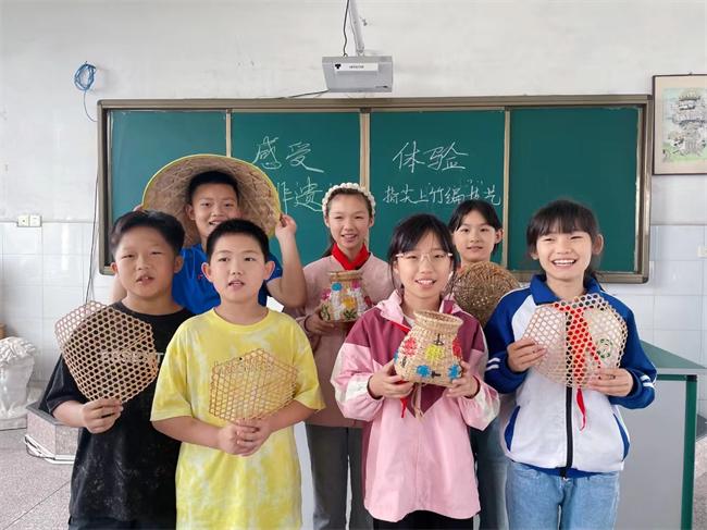 任湖田小学：感受非遗 体验指尖上的竹编技艺