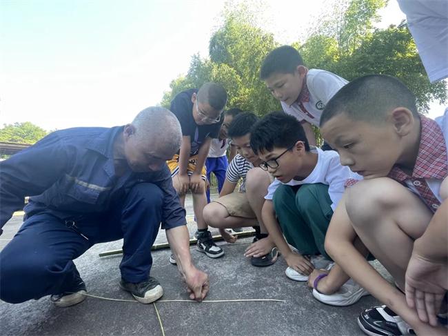 任湖田小学：感受非遗 体验指尖上的竹编技艺