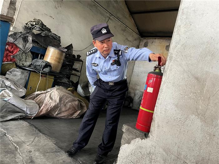南通海门公安：排查消防隐患 筑牢夏季安全“防火墙”