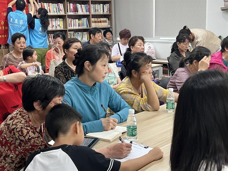 南京新月社区成功举办老年人智能手机培训 助力跨越数字鸿沟